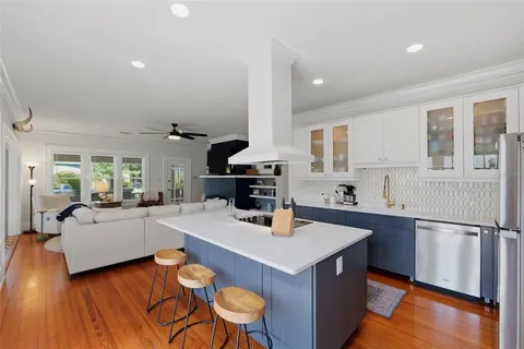 $985,000 | 871 17th Avenue North, St. Petersburg, FL 33704
