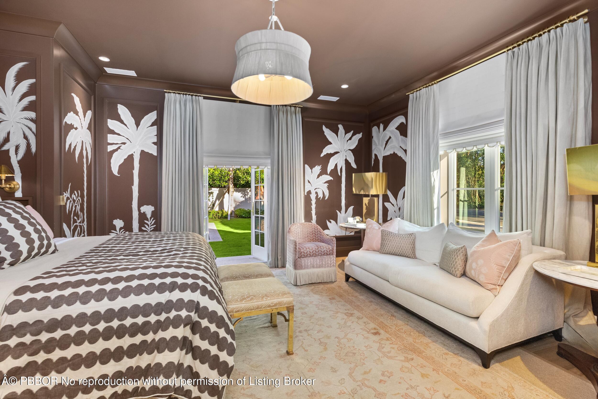 309 Chapel Hill Road Palm Beach, FL 33480 - Photo 28 of 50 Guest Bed