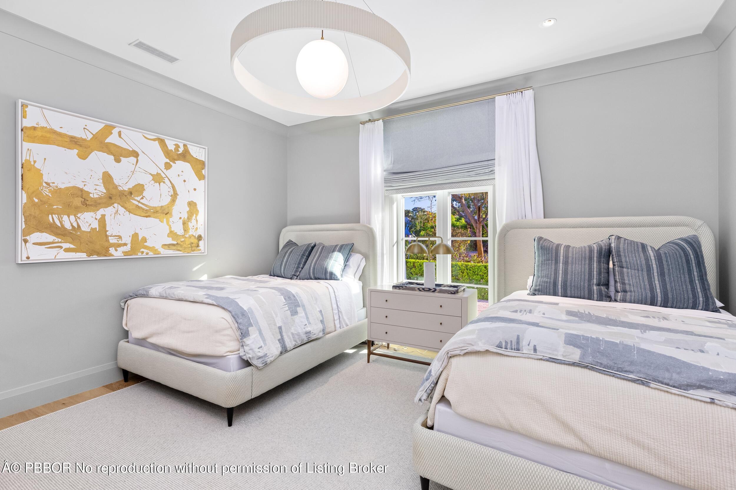 309 Chapel Hill Road Palm Beach, FL 33480 - Photo 31 of 50 Guest Bed