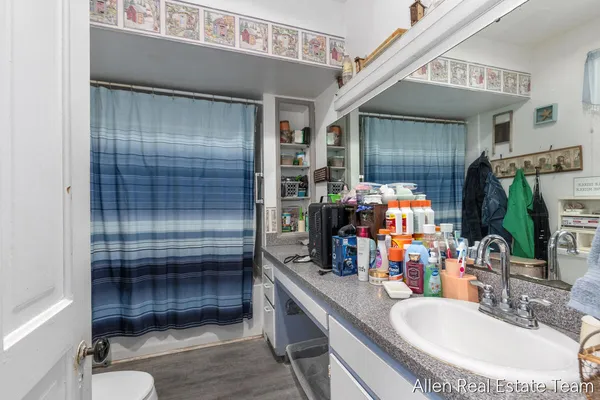 $409,000 | 1224 102nd Avenue, Plainwell, MI 49080