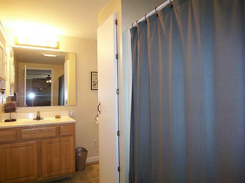 5213 West County Line Road Greenwood, IN 46142 - Photo 17 of 24 Gallery Image 17