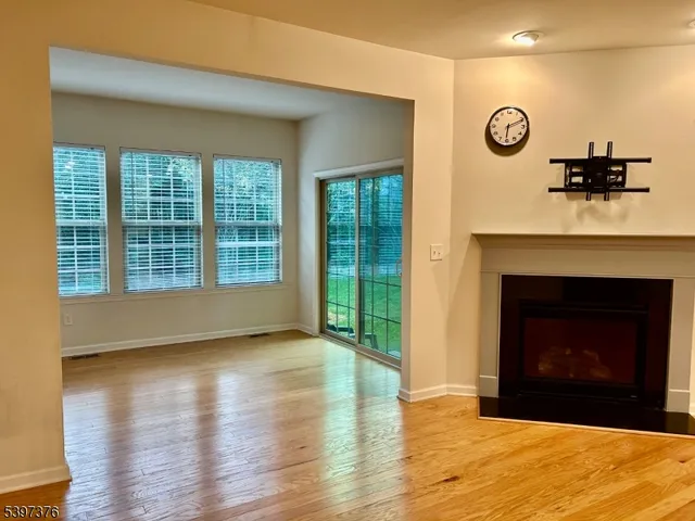 $5,000 | 5 Albert Court, Randolph, NJ 07869