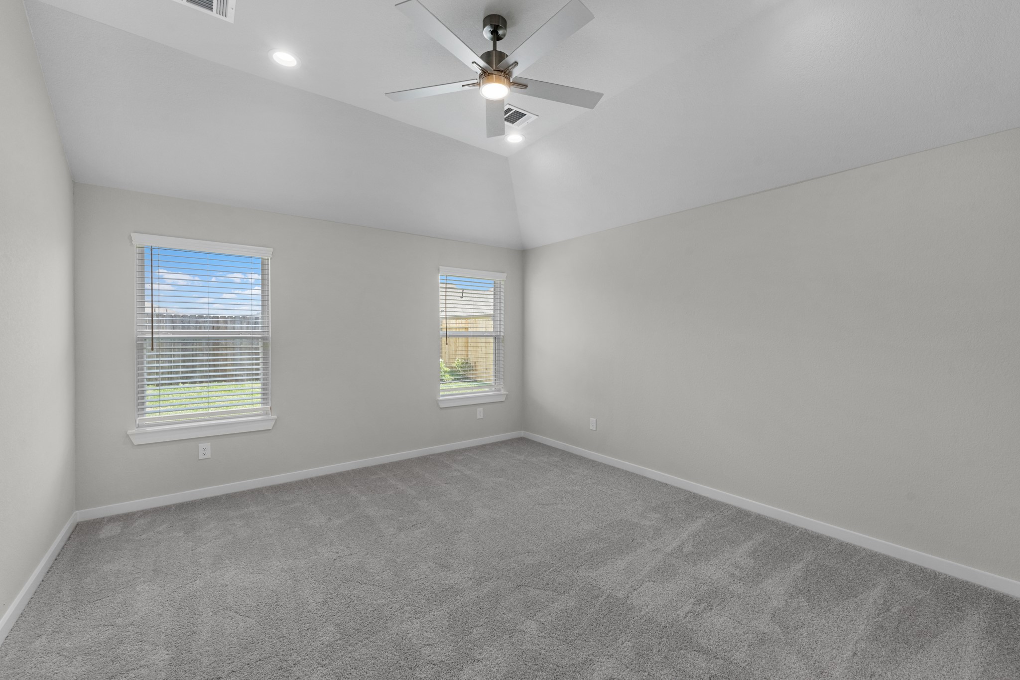 8743 Mallow Rose Way Rosharon, TX 77583 - Photo 11 of 29
