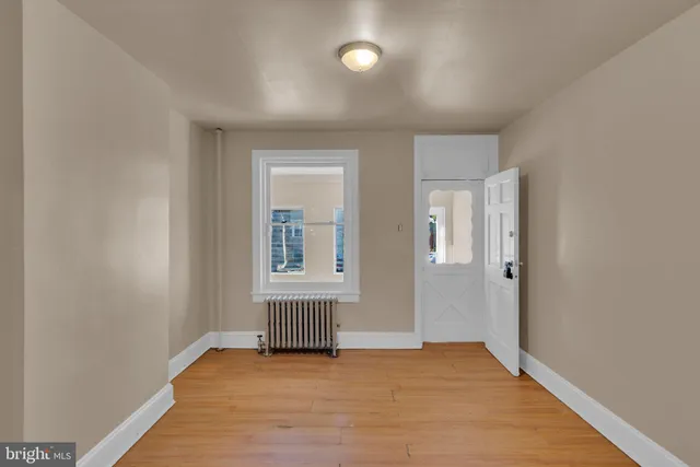 $170,000 | 410 Stuyvesant Avenue, Trenton, NJ 08618