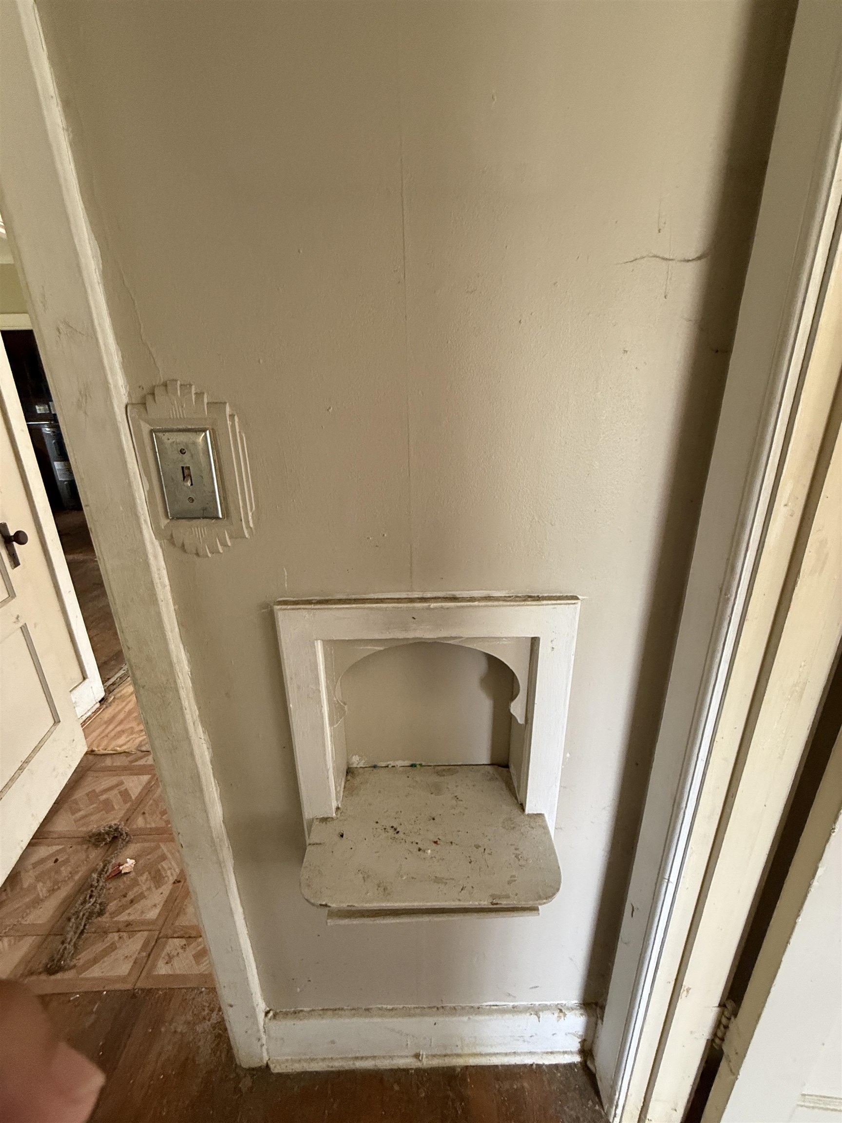 66 East Rollins Road Memphis, TN 38109 - Photo 12 of 31 Detailed view