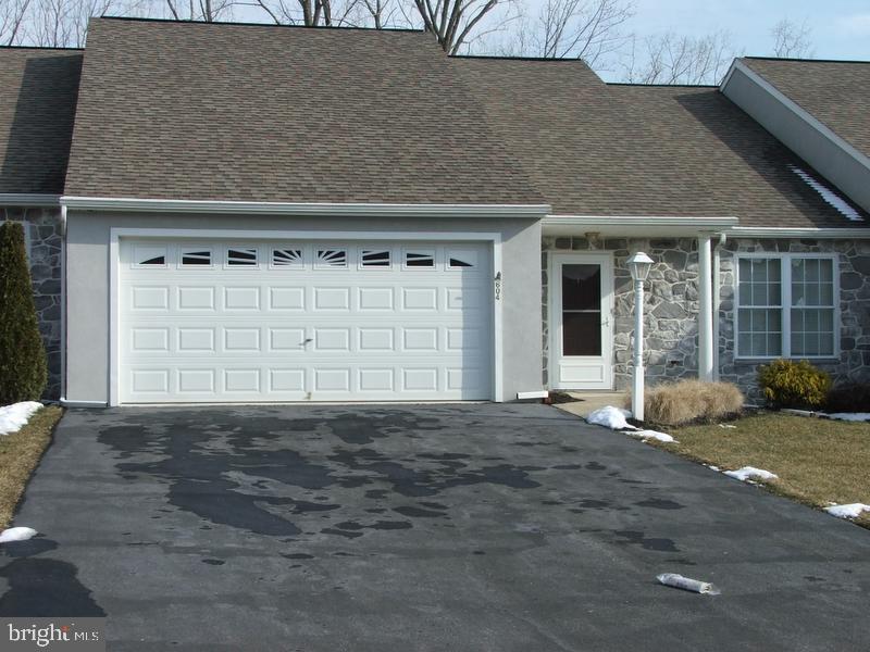604 Raspberry Lane Lebanon, PA 17046 - Photo 1 of 8 Gallery Image 1