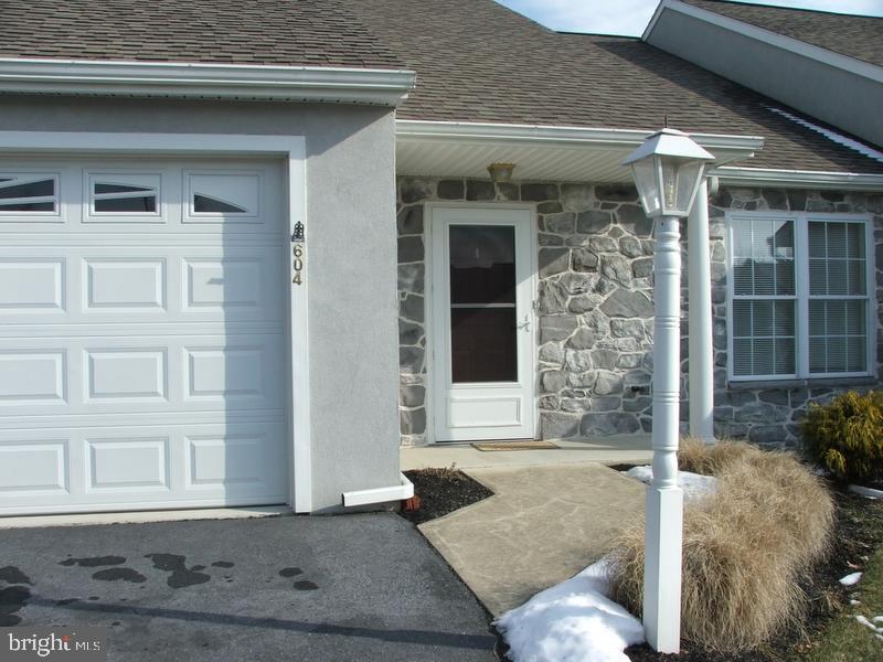 604 Raspberry Lane Lebanon, PA 17046 - Photo 3 of 8 Gallery Image 3