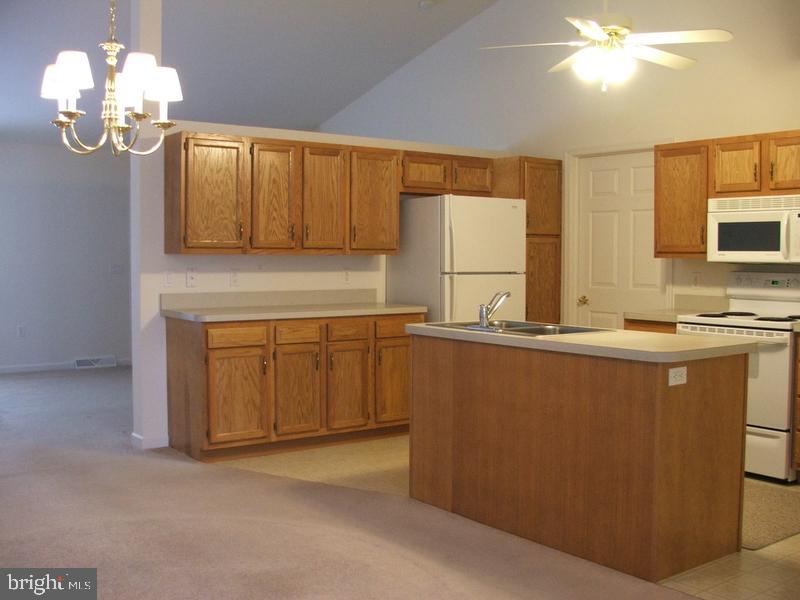 604 Raspberry Lane Lebanon, PA 17046 - Photo 5 of 8 Gallery Image 5