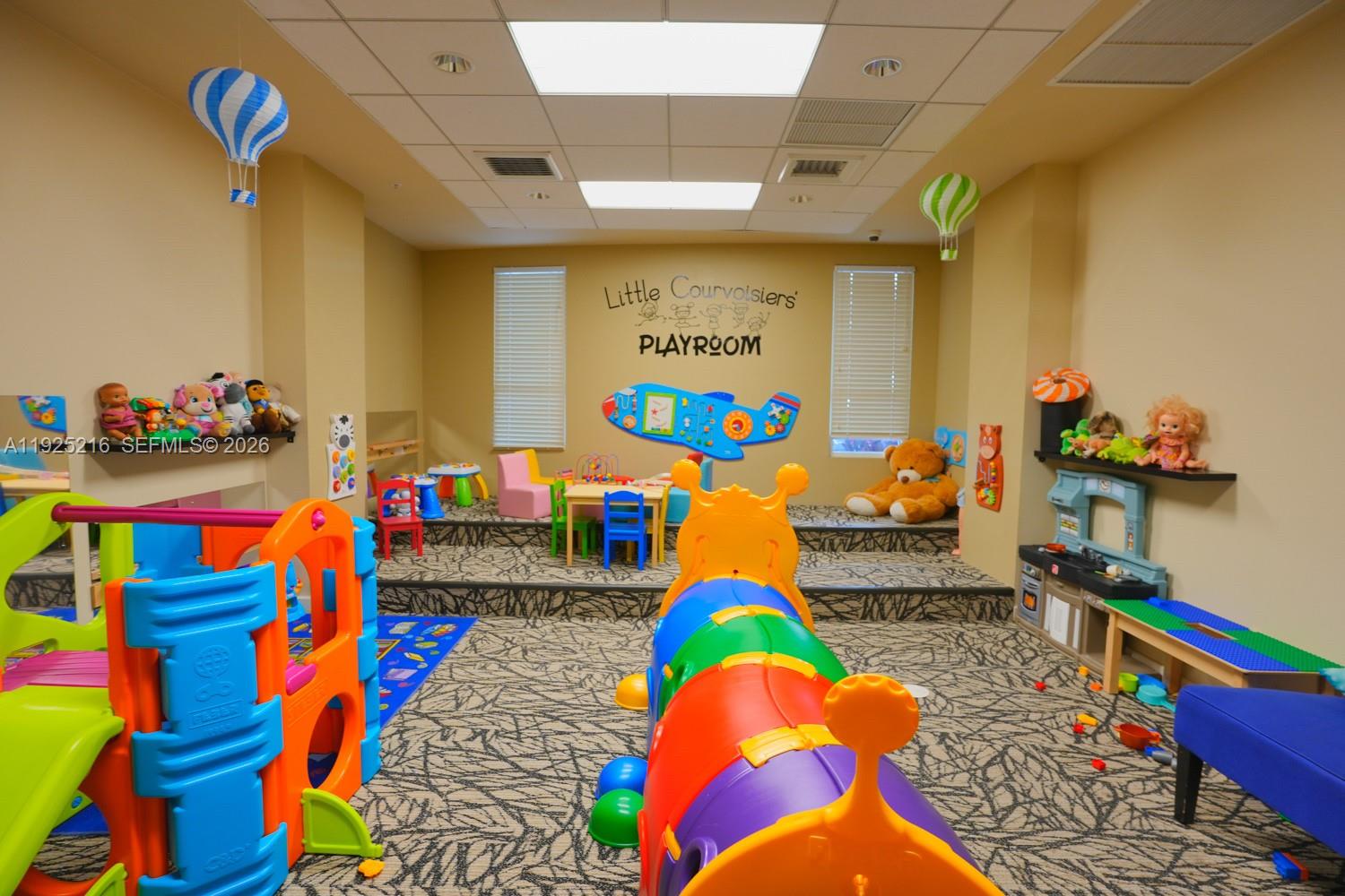 701 Brickell Key Boulevard, Unit 1911 Miami, FL 33131 - Photo 35 of 75 Kids room