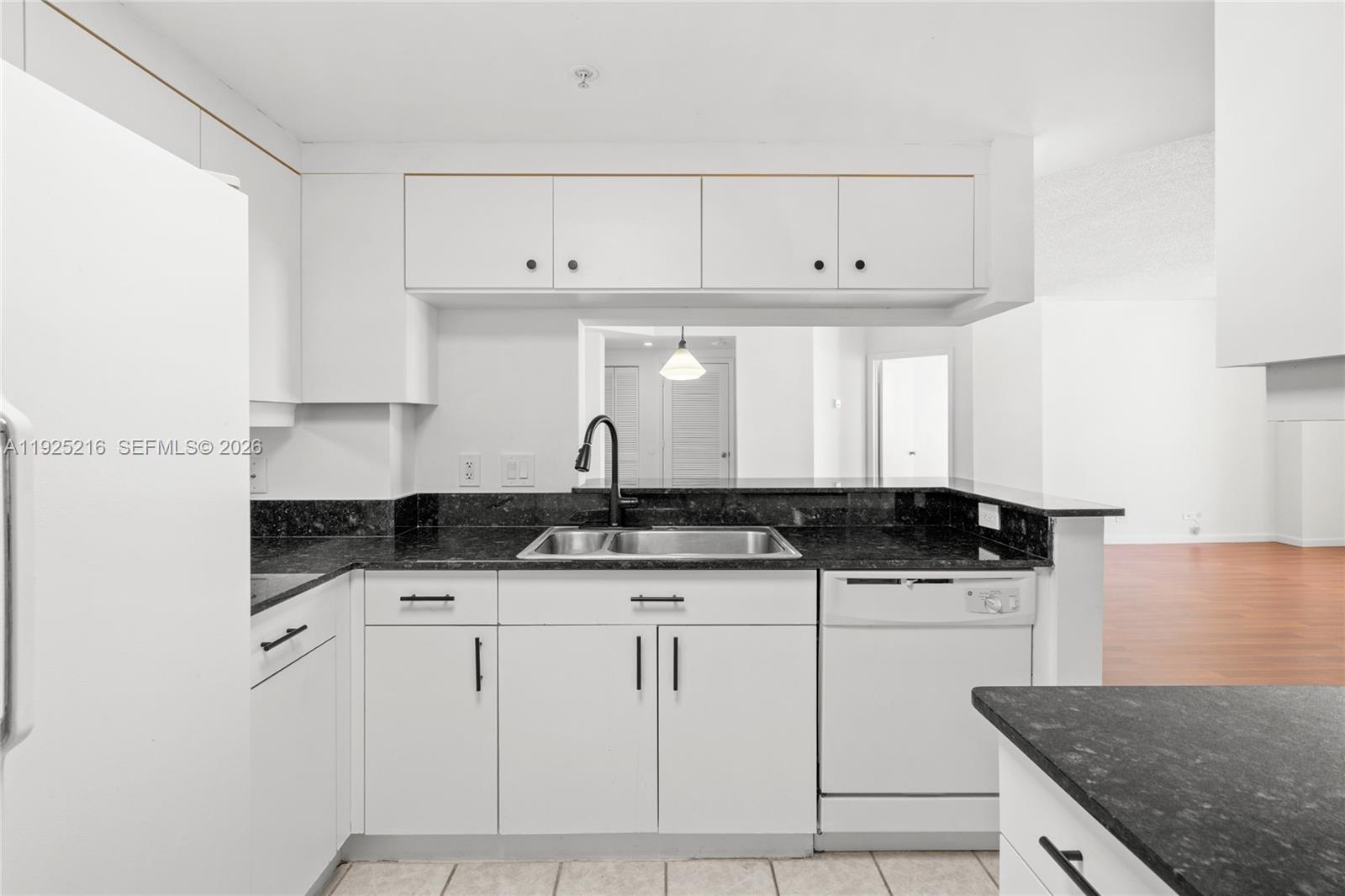 701 Brickell Key Boulevard, Unit 1911 Miami, FL 33131 - Photo 66 of 75