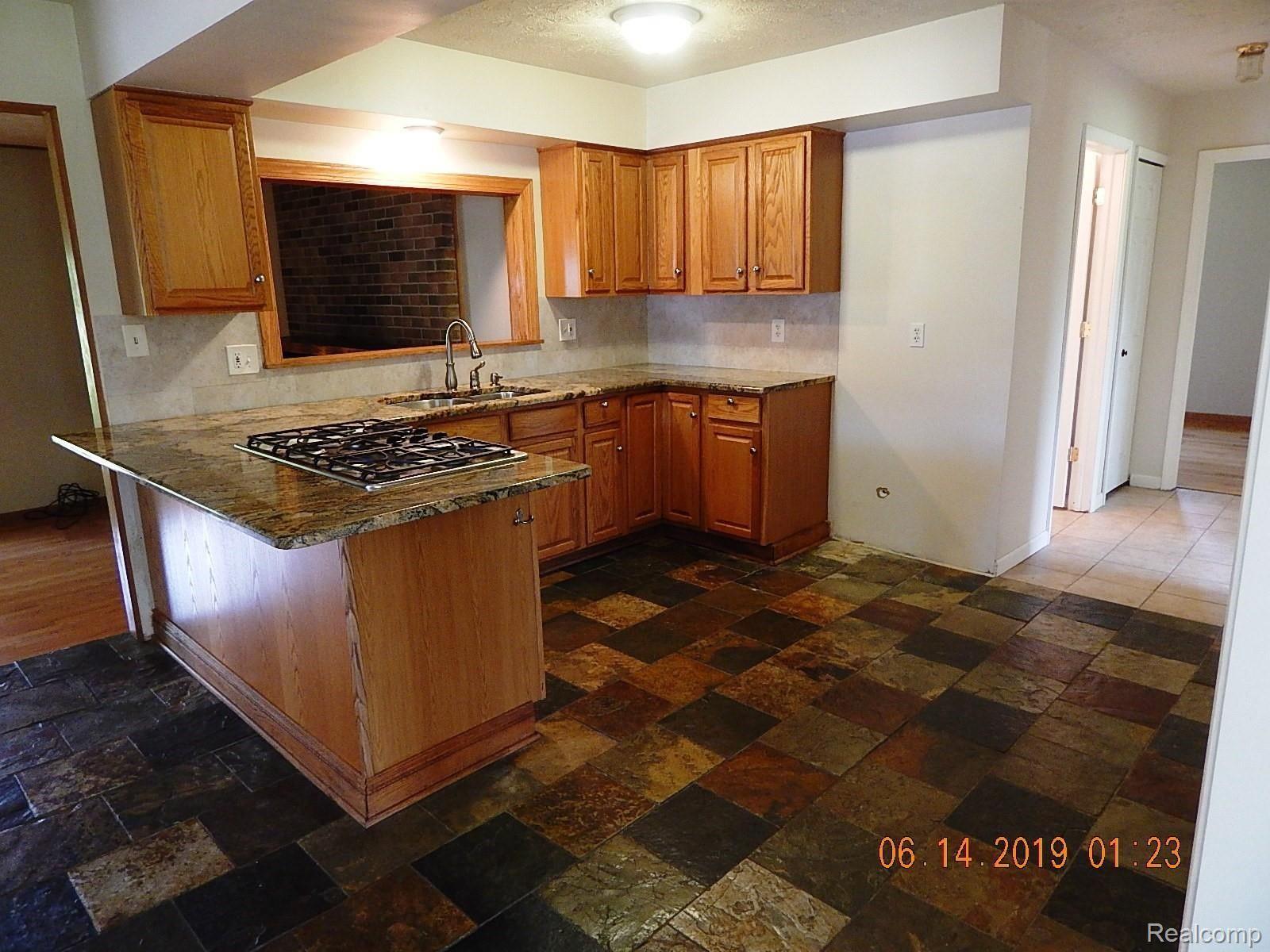 19222 Sylvia Road Romulus, MI 48174 - Photo 26 of 45 kit1.JPG