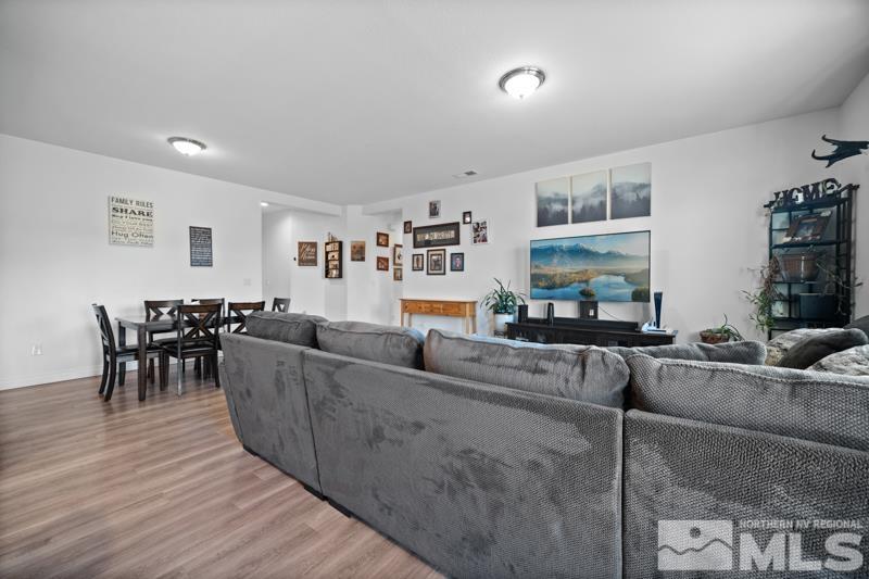 18724 Brady Ridge Court Reno, NV 89508 - Photo 8 of 34 Photo 8
