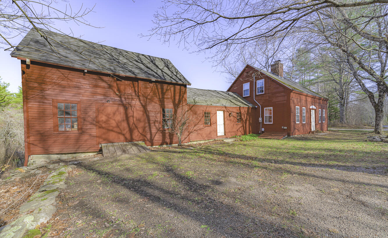 855 Elmwood Road Pownal, ME 04069 - Photo 3 of 68 855 elmwood-162