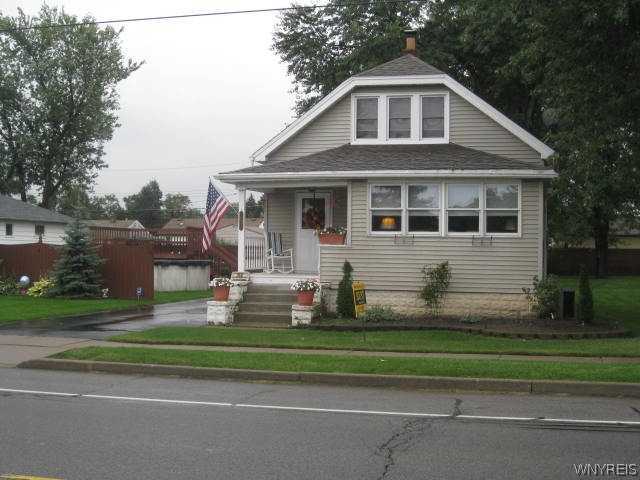 369 Brighton Road Tonawanda, NY 14150 - Photo 1 of 1 Exterior Front