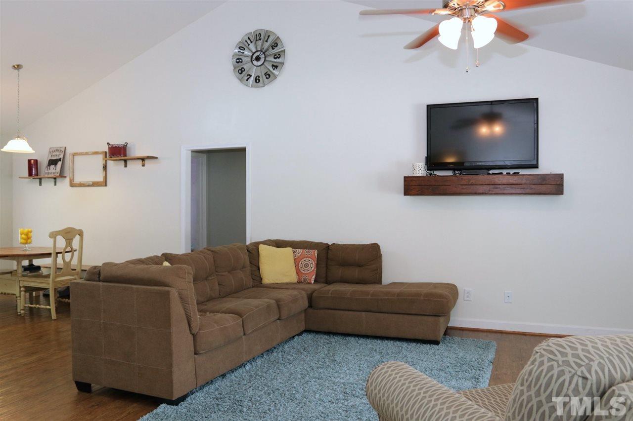 716 Old Farm Road Graham, NC 27253 - Photo 5 of 23 Gallery Image 5