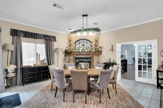 $900,000 | 7400 County Road 305, Grandview, TX 76050