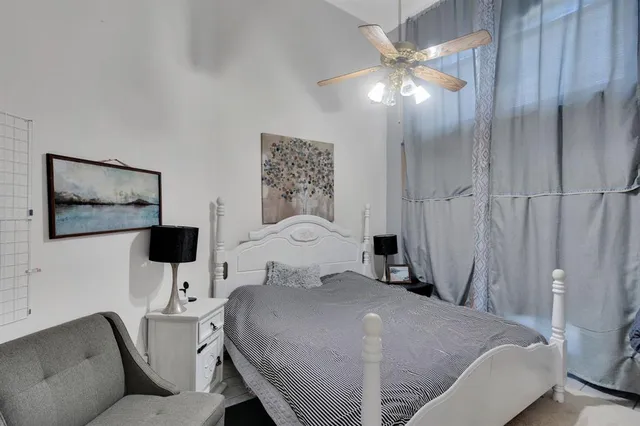 $900,000 | 7400 County Road 305, Grandview, TX 76050