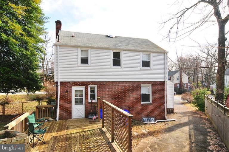 9300 Glenville Road Silver Spring, MD 20901 - Photo 10 of 11 Exterior (Rear)