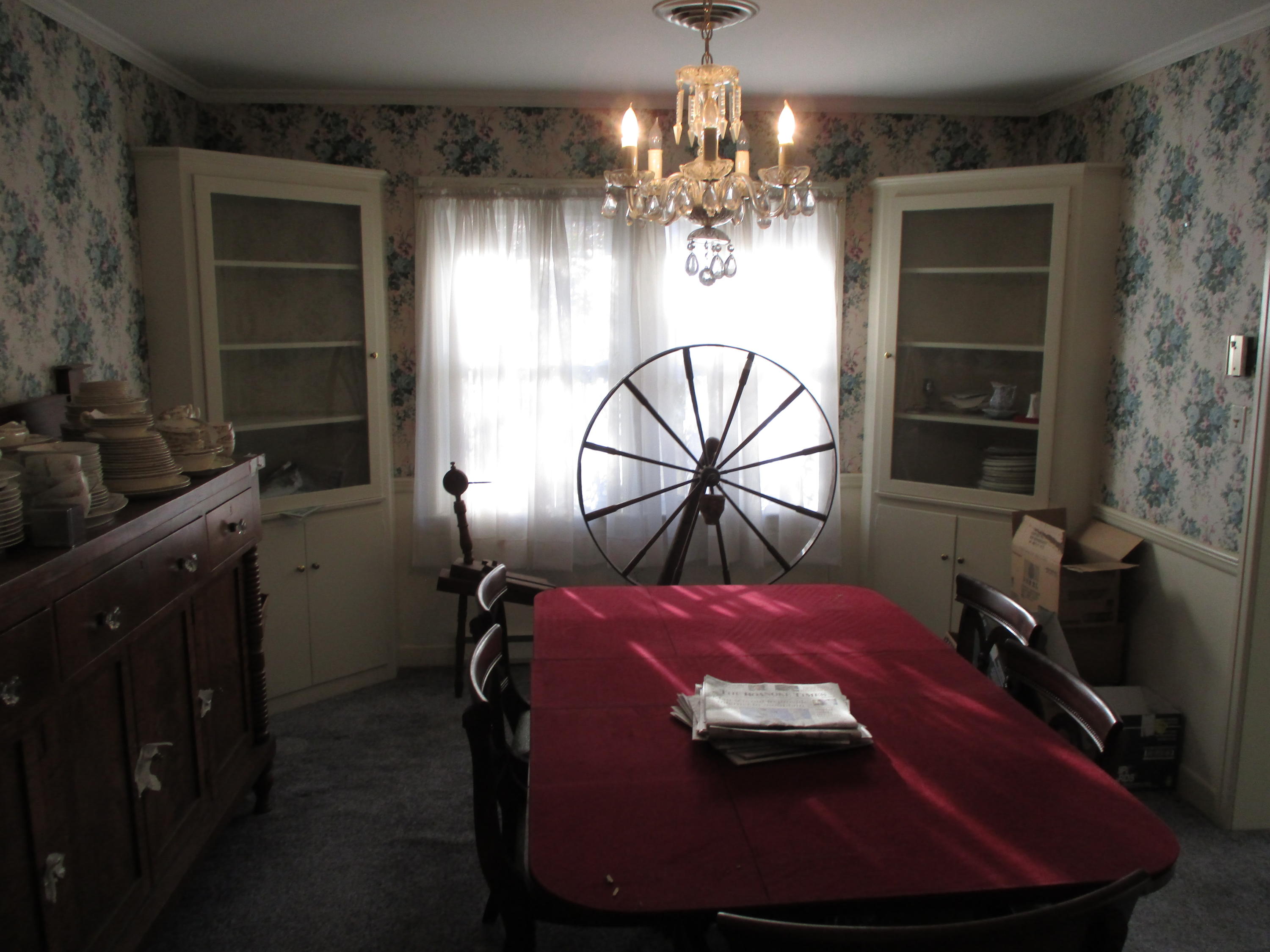 3590 Hartland Road Southwest Roanoke, VA 24015 - Photo 5 of 14 IMG_0218