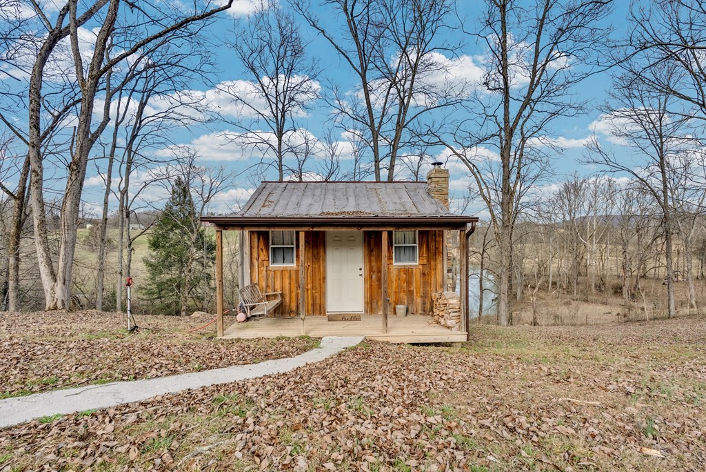 579 Blue Springs Road Sparta, TN 38583 - Photo 5 of 31