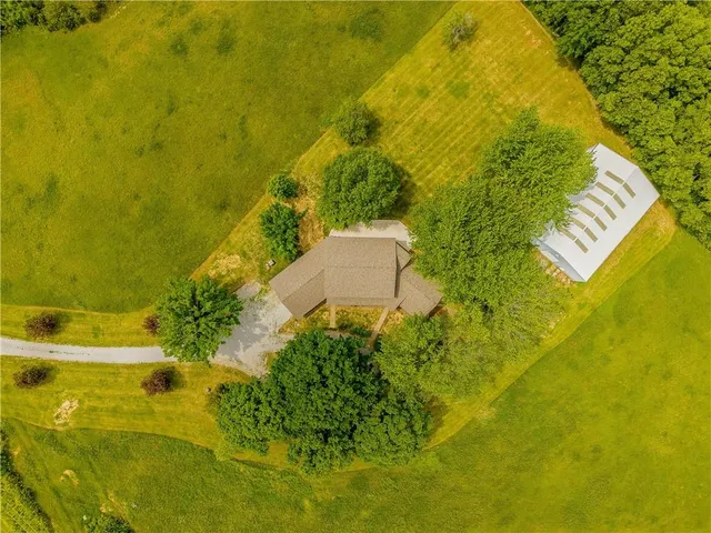 $1,475,000 | 13220 Highway 45, Parkville, MO 64152