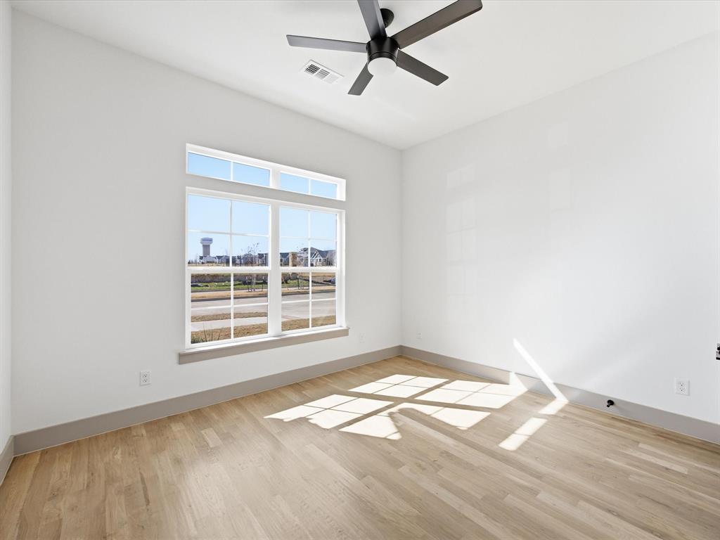 313 Dylan Way Midlothian, TX 76065 - Photo 17 of 40