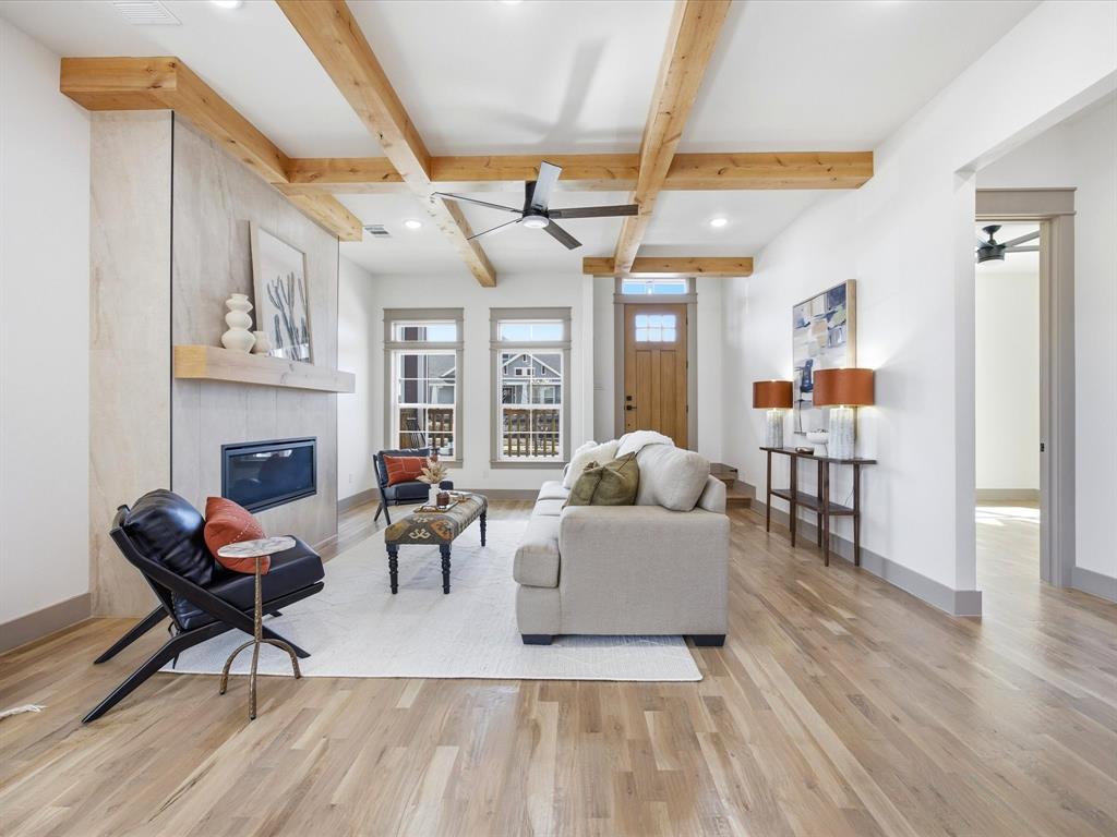 313 Dylan Way Midlothian, TX 76065 - Photo 7 of 40