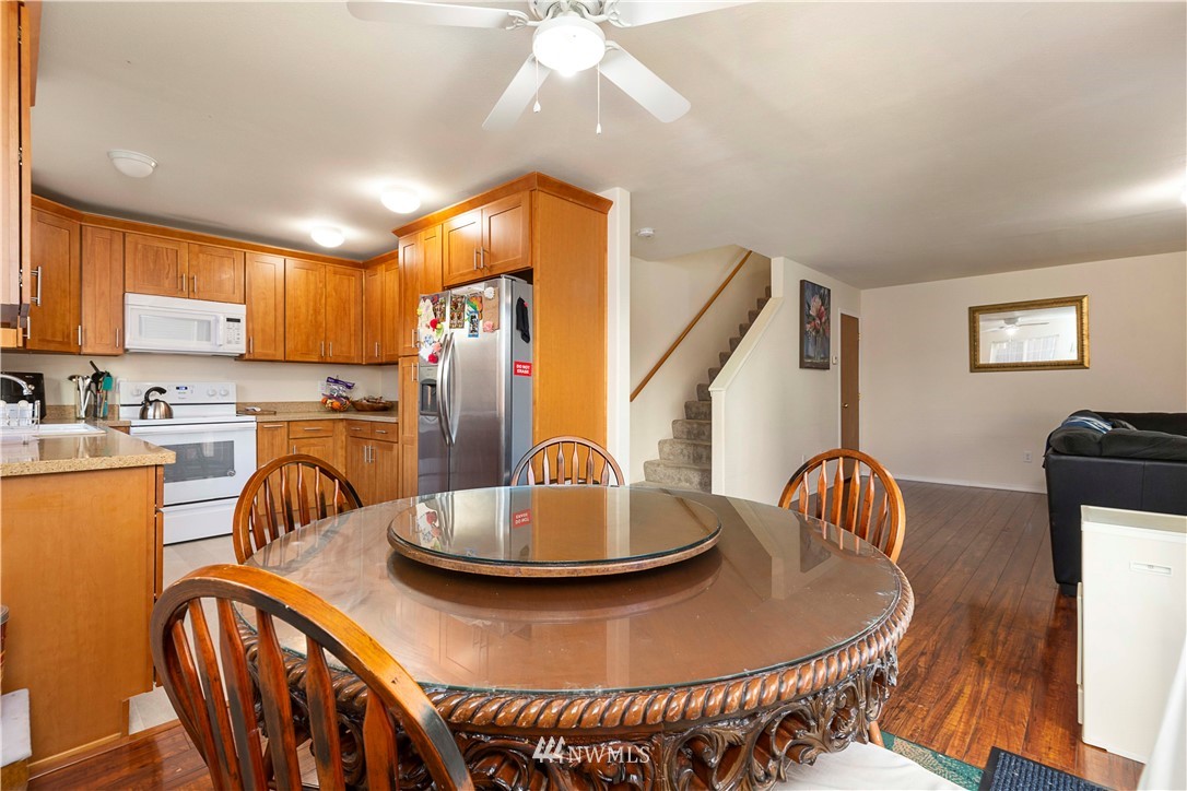 338 Index Avenue Southeast Renton, WA 98056 - Photo 14 of 27 Gallery Image 14