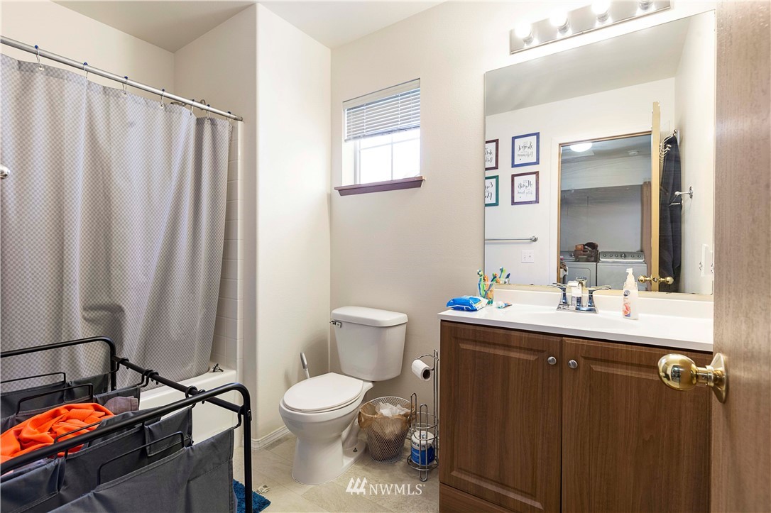 338 Index Avenue Southeast Renton, WA 98056 - Photo 18 of 27 Gallery Image 18