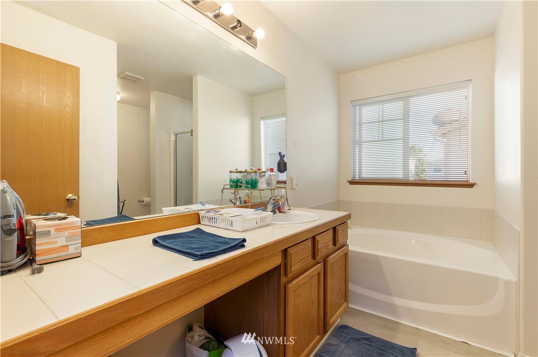 338 Index Avenue Southeast Renton, WA 98056 - Photo 23 of 27 Gallery Image 23