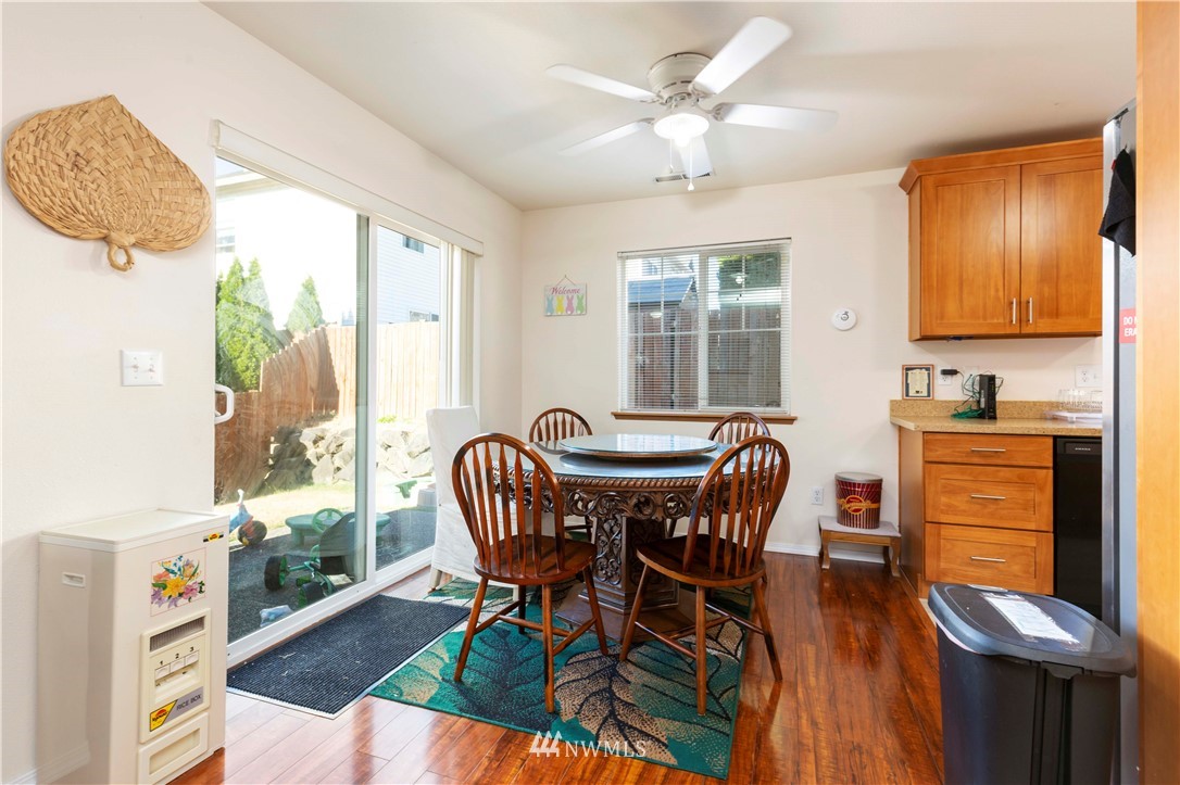 338 Index Avenue Southeast Renton, WA 98056 - Photo 8 of 27 Gallery Image 8