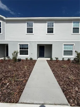 $1,950 | 211 Turtle Bay Avenue, Winter Haven, FL 33881