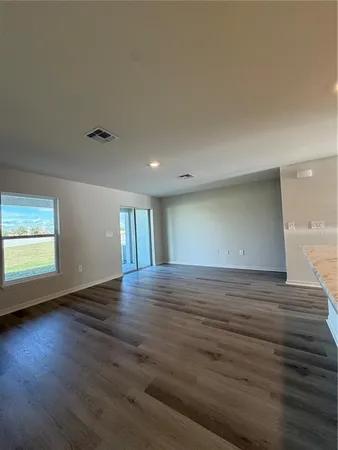 $1,950 | 211 Turtle Bay Avenue, Winter Haven, FL 33881