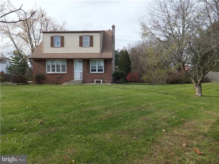 16 Broadale Road Doylestown, PA 18901 - Photo 2 of 22 Gallery Image 2