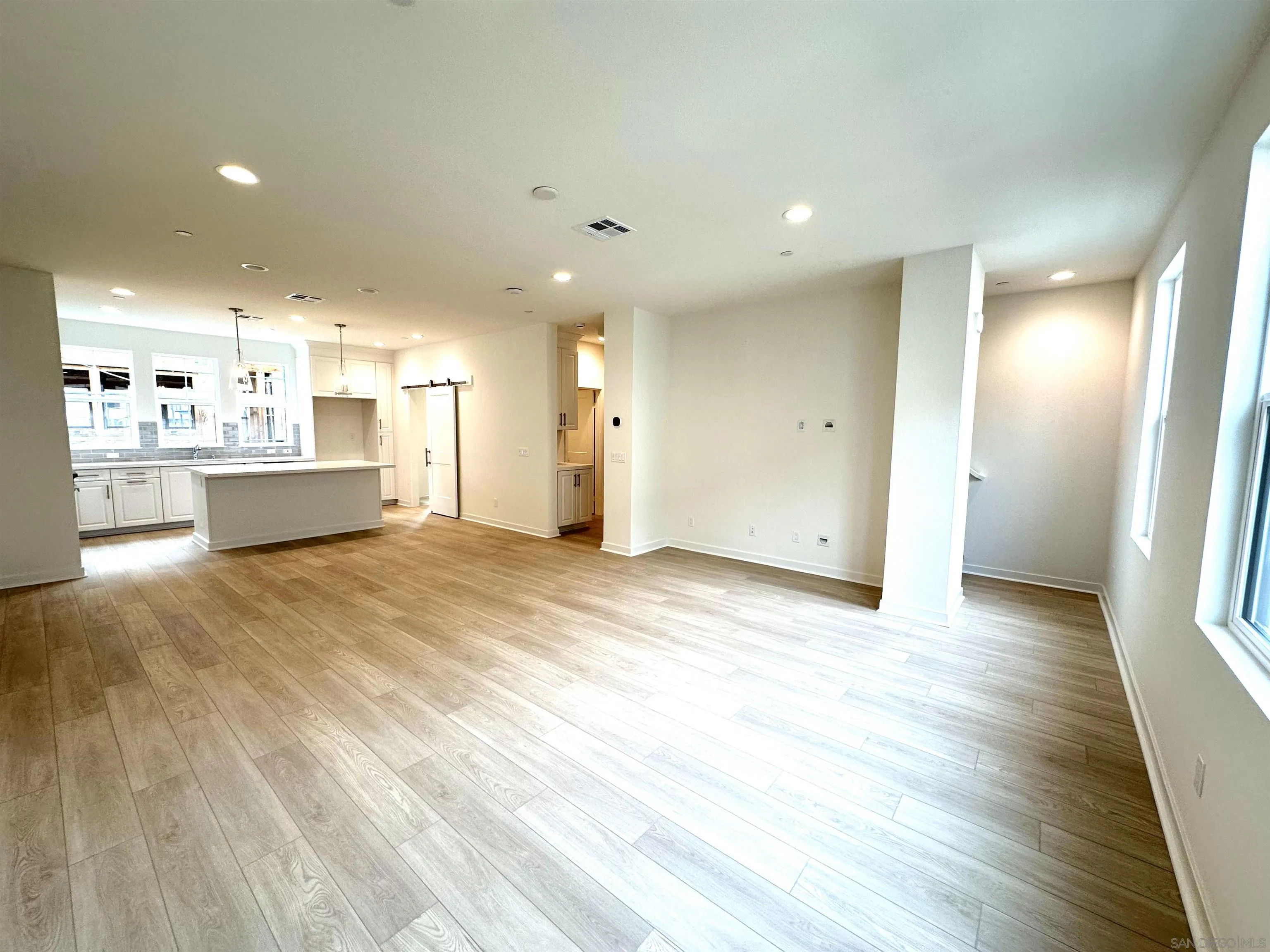 2511 Chamomile Lane Carlsbad, CA 92008 - Photo 11 of 51