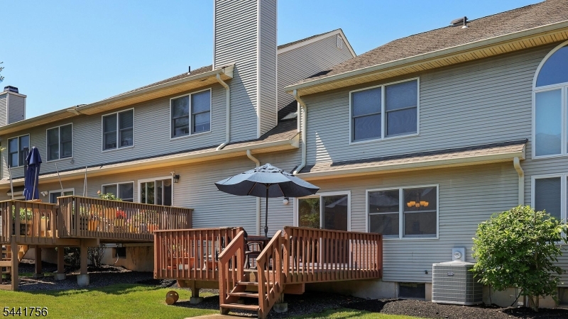 675 Raritan Road, Unit 26 Clark, NJ 07066 - Photo 24 of 31