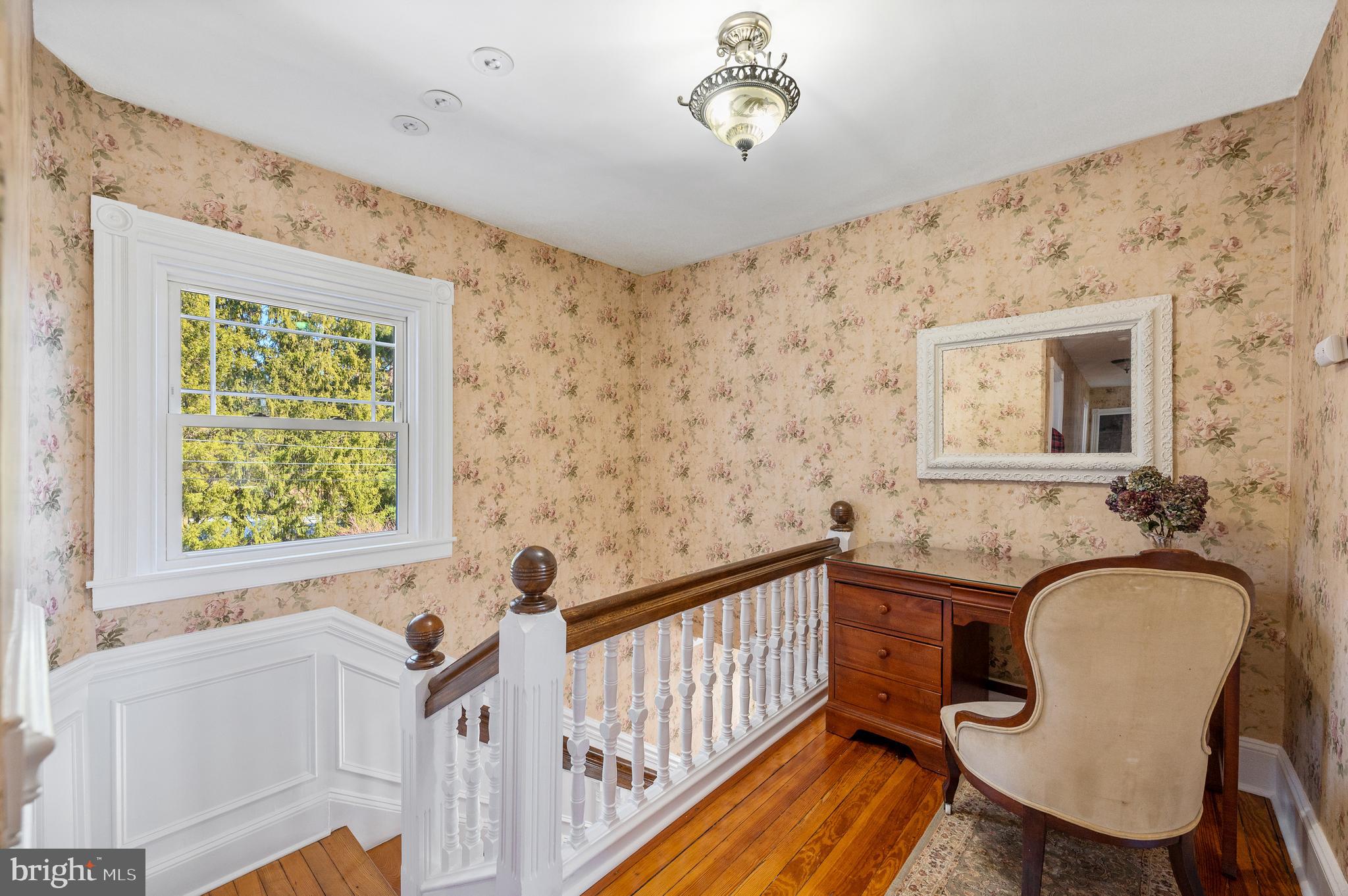 234 Keller Road Berwyn, PA 19312 - Photo 30 of 49 2nd floor hall