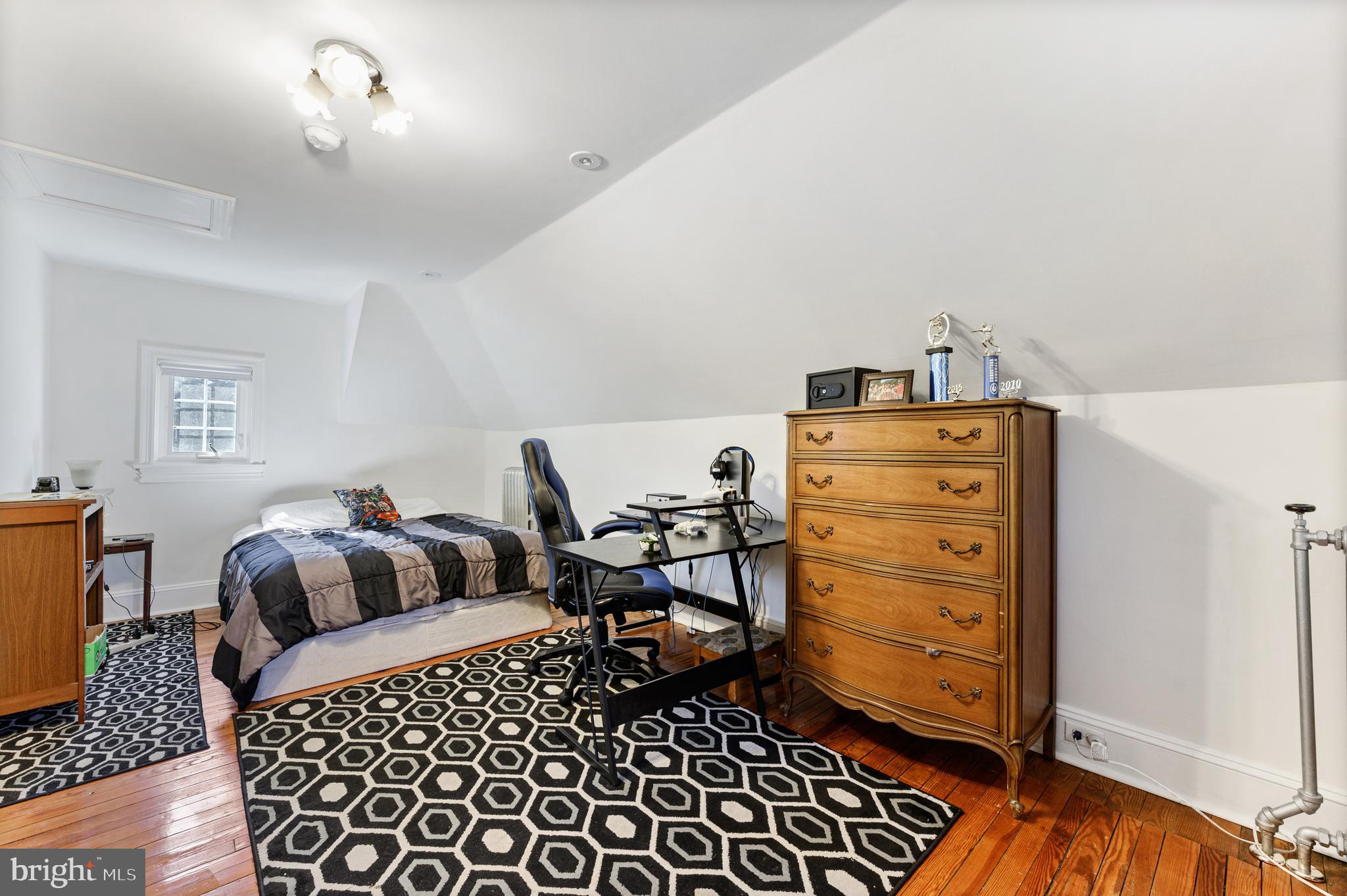 234 Keller Road Berwyn, PA 19312 - Photo 45 of 49 3rd floor bedroom