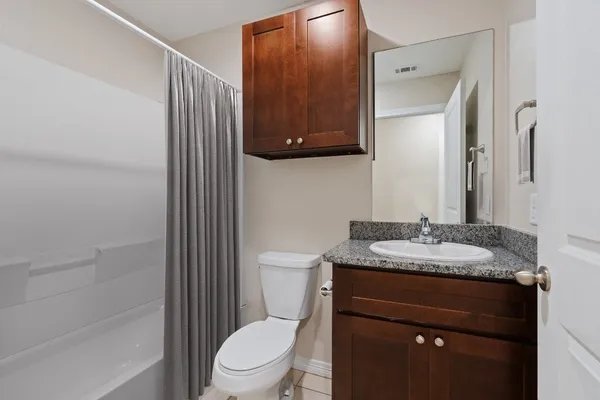 $1,350 | 155 South Bend Drive, Unit B, Willis, TX 77378