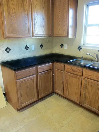 $1,350 | 155 South Bend Drive, Unit B, Willis, TX 77378