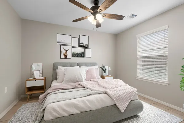 $1,350 | 155 South Bend Drive, Unit B, Willis, TX 77378