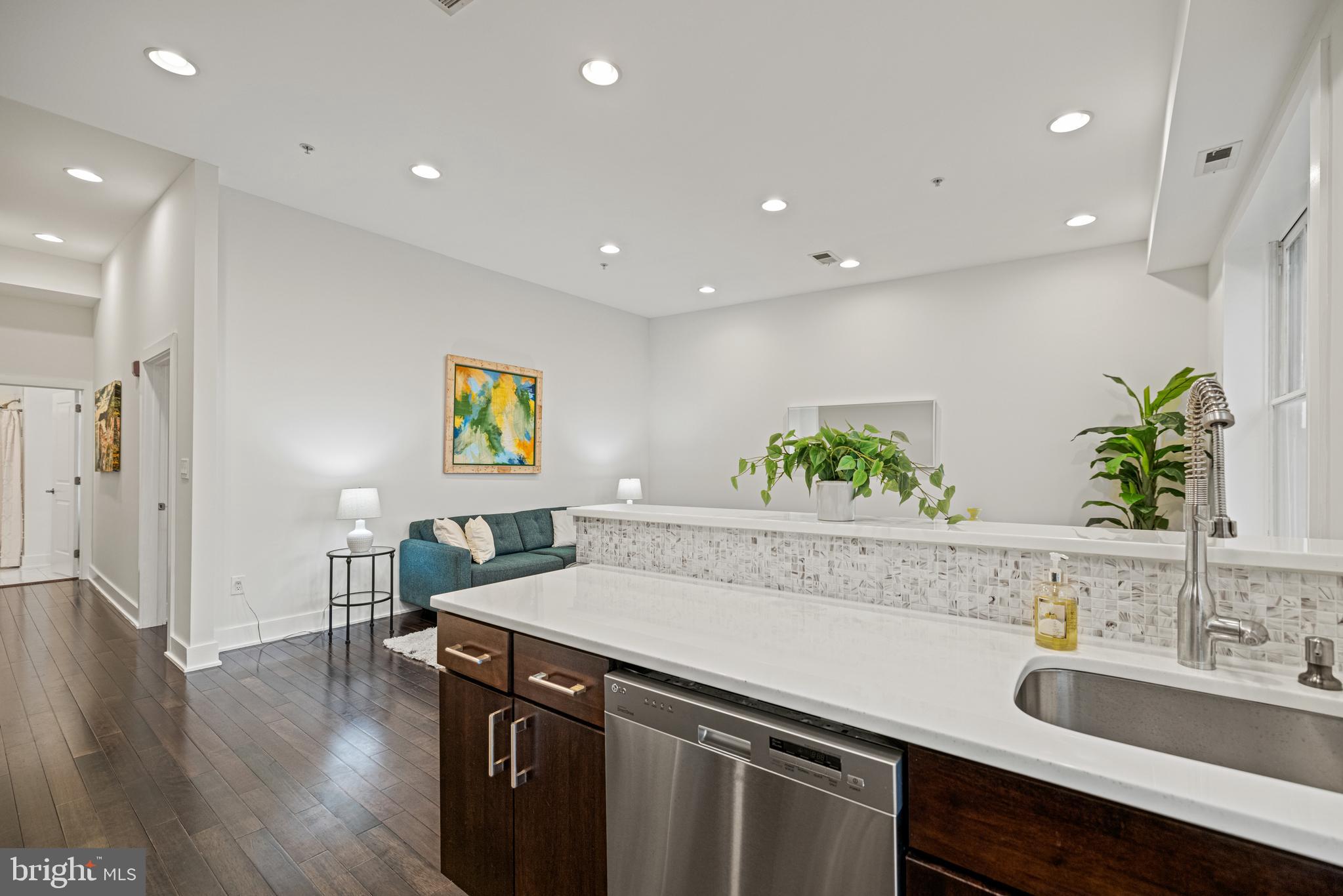 907 N Street Northwest, Unit B2 Washington, DC 20001 - Photo 11 of 27