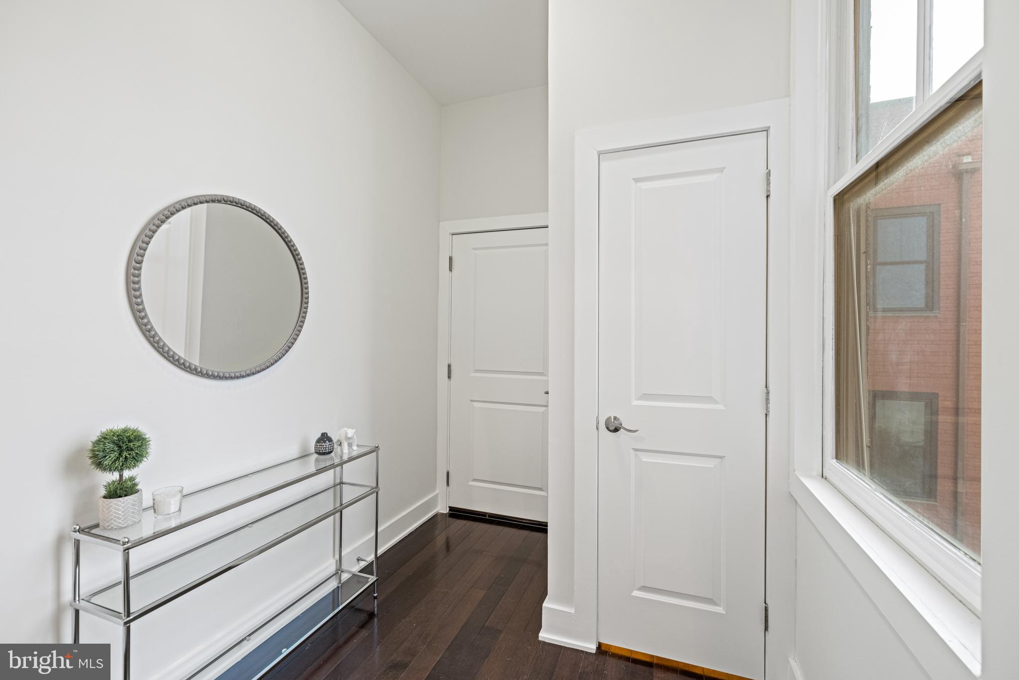 907 N Street Northwest, Unit B2 Washington, DC 20001 - Photo 3 of 27