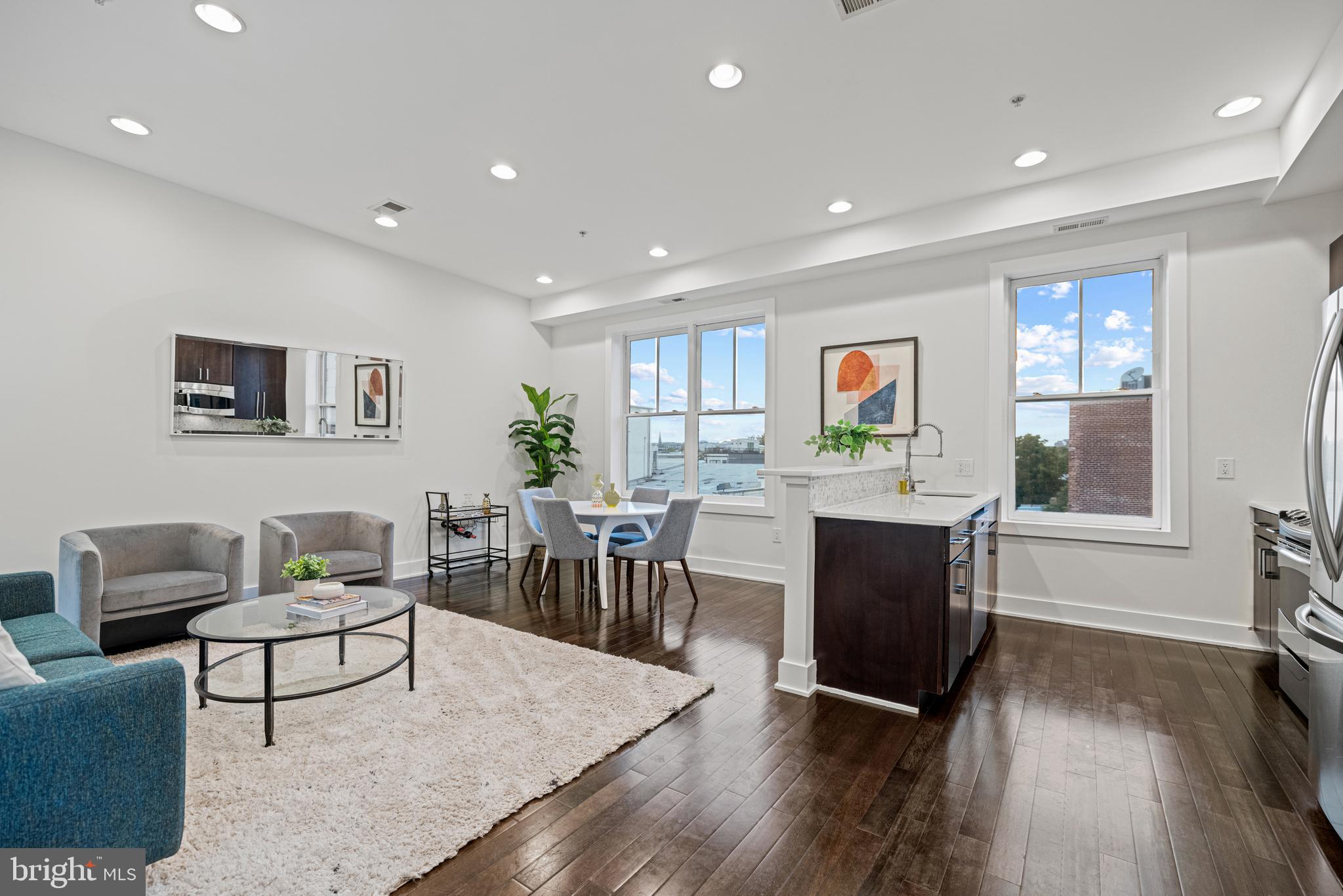 907 N Street Northwest, Unit B2 Washington, DC 20001 - Photo 5 of 27