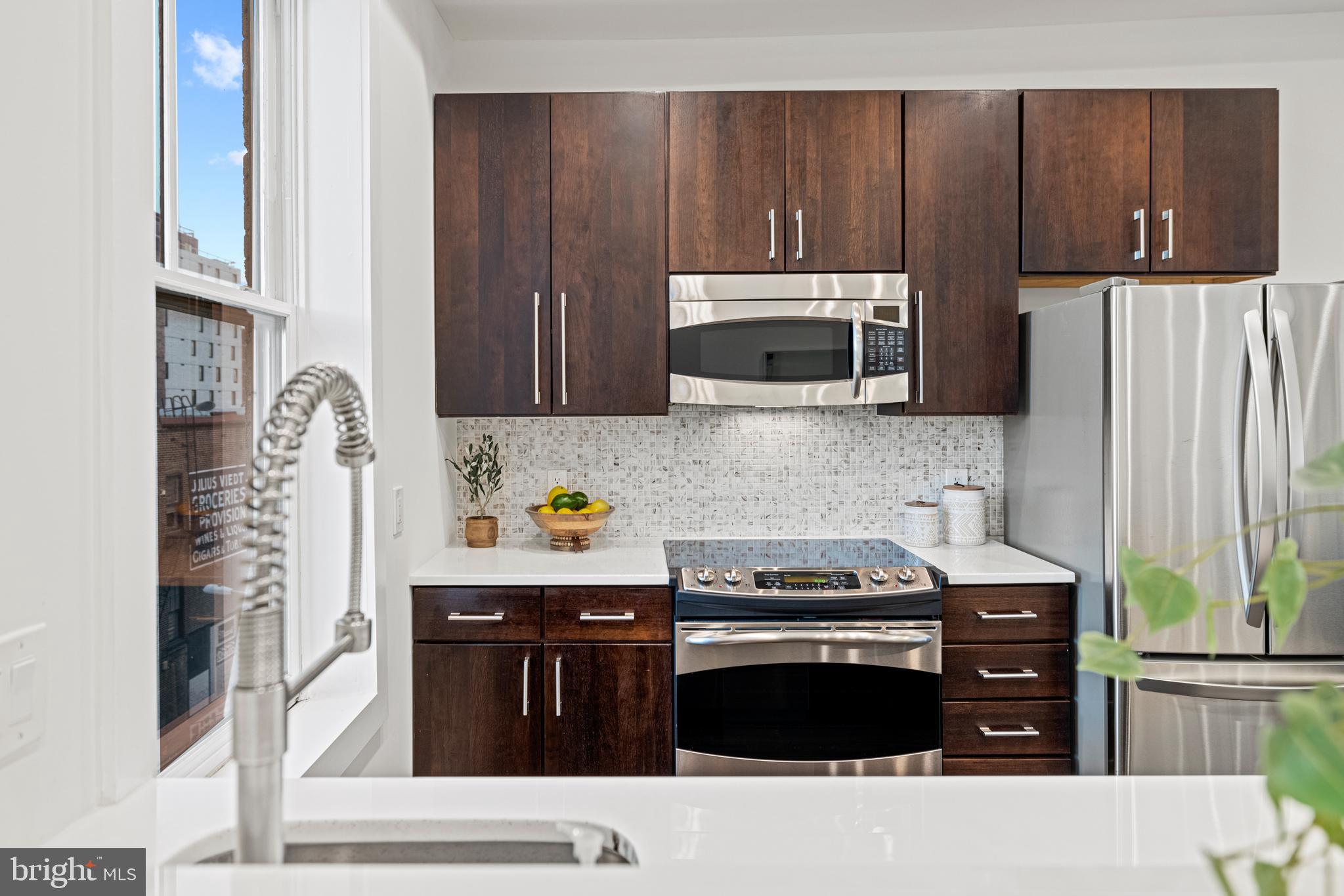 907 N Street Northwest, Unit B2 Washington, DC 20001 - Photo 8 of 27