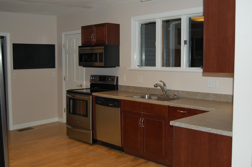 97 Bailey Road Holden, MA 01520 - Photo 13 of 23