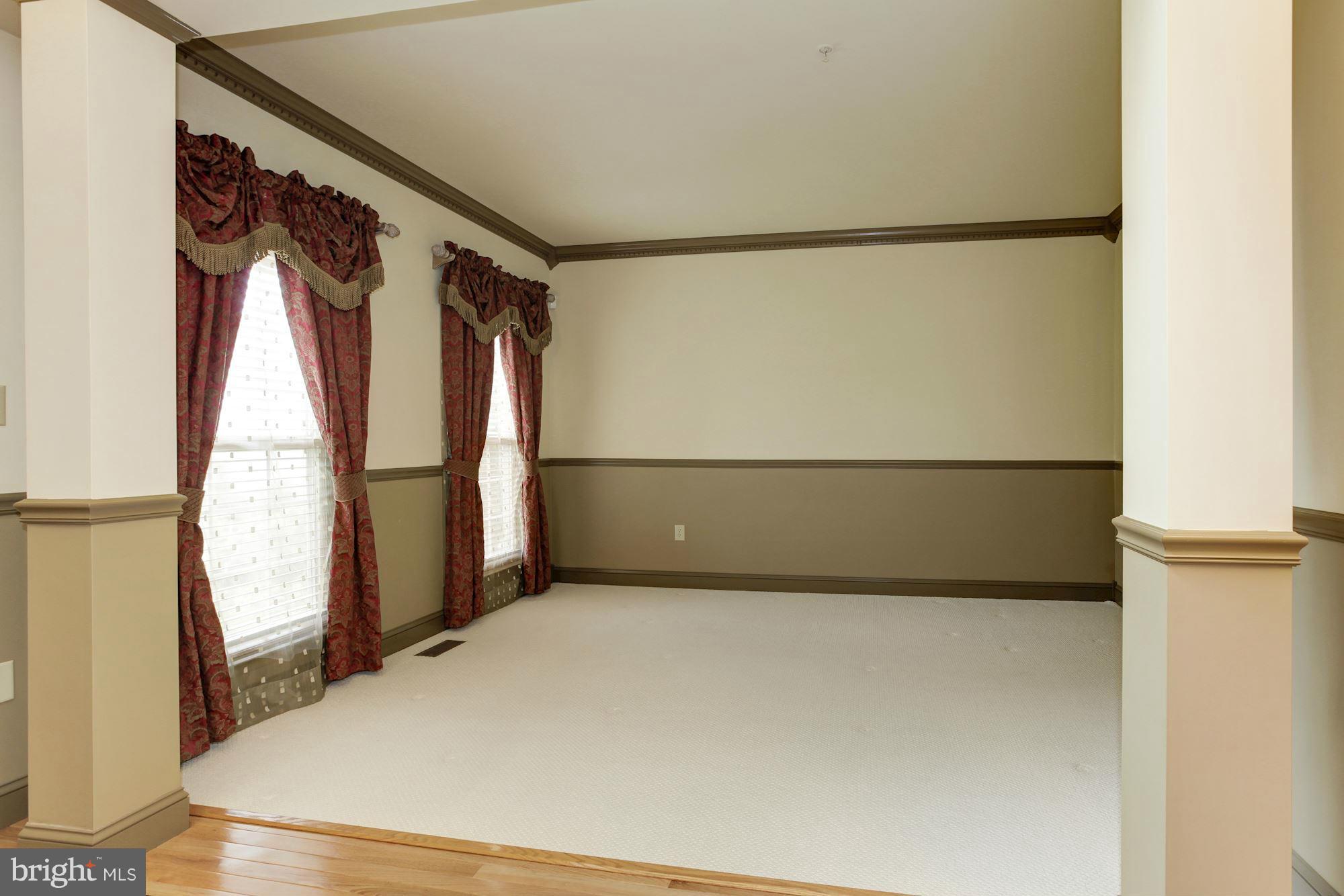9803 Pheasant Run Court Laurel, MD 20708 - Photo 8 of 30 Living Room