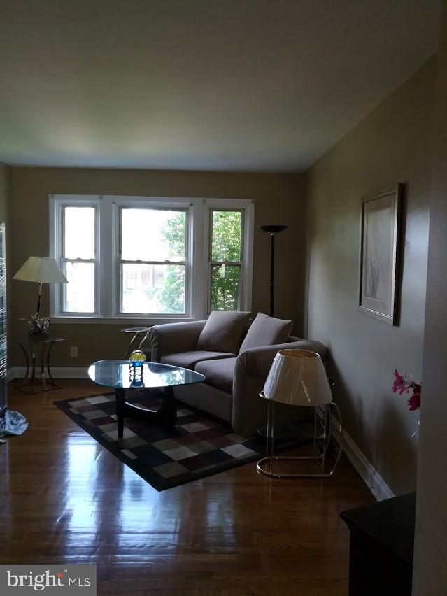 1506 Northbourne Road Baltimore, MD 21239 - Photo 6 of 17 Living Room