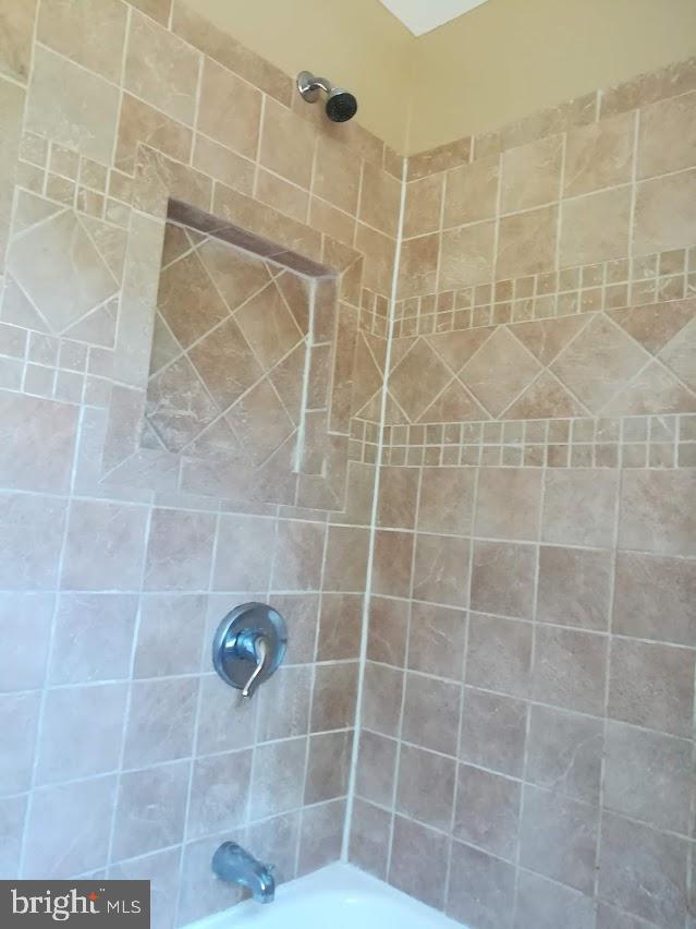 1506 Northbourne Road Baltimore, MD 21239 - Photo 9 of 17 Bathroom