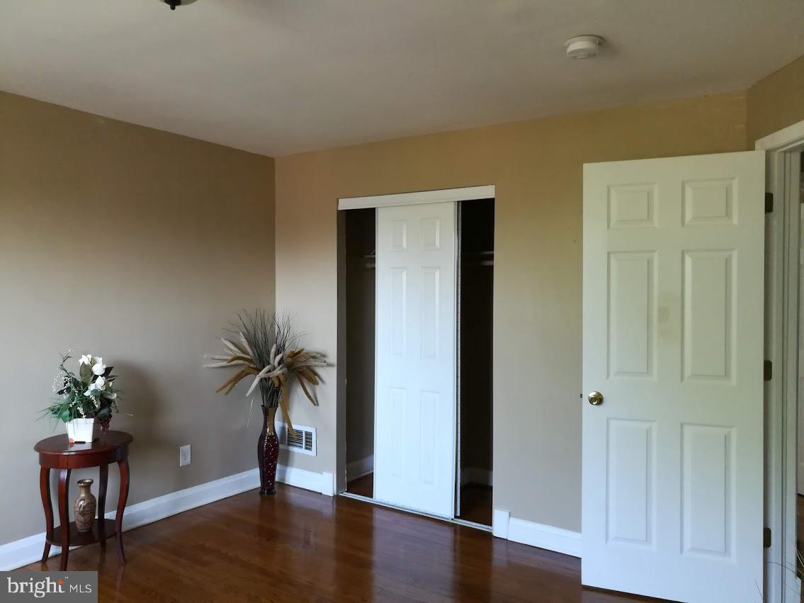 1506 Northbourne Road Baltimore, MD 21239 - Photo 10 of 17 Interior